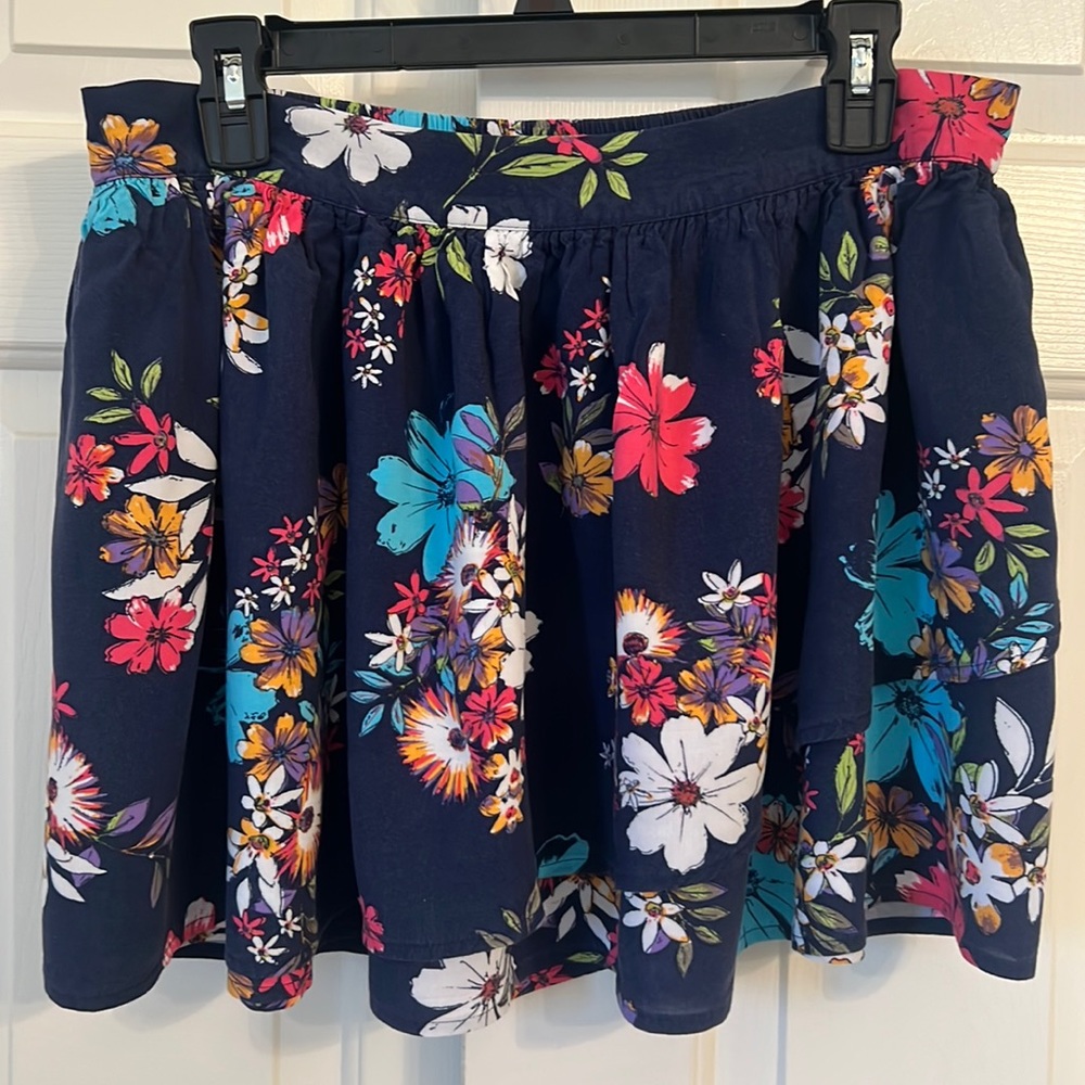 #26- Arizona Jean’s Mini Blue Multicolor Floral Layered Summer Skirt Size Large